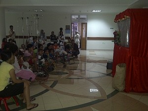 Puppet-show